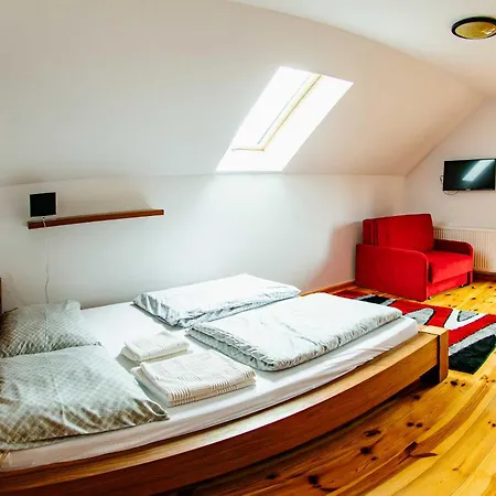 Dom Nad Jeziorakiem Дом отдыха